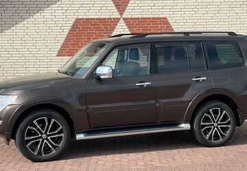 Mitsubishi Pajero 88.000 km 33.990 &euro; Wegberg 41844