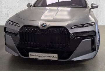 BMW 740 99.436 km 81.840 &euro; Düsseldorf 40595