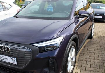 Audi Q4 e-tron 49.400 km 32.950 &euro; Mülheim a.d.Ruhr 45472