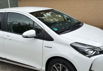 Toyota Yaris 50.000 km 14.200 &euro; Düsseldorf 40476