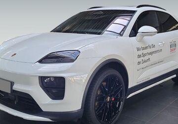Porsche Macan 18.900 km 104.900 &euro; Willich 47877