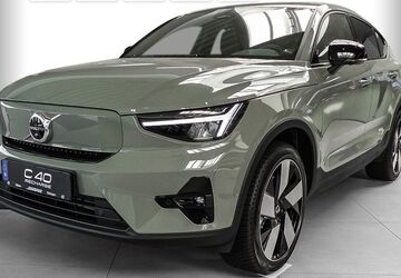 Volvo C40 2.999 km 38.980 &euro; Hilden 40721