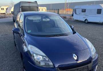 Renault Scenic 220.155 km 2.890 &euro; Krefeld 47803