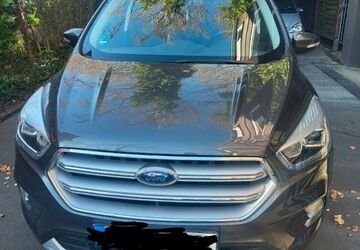 Ford Kuga 33.000 km 11.990 &euro; Meerbusch 40668