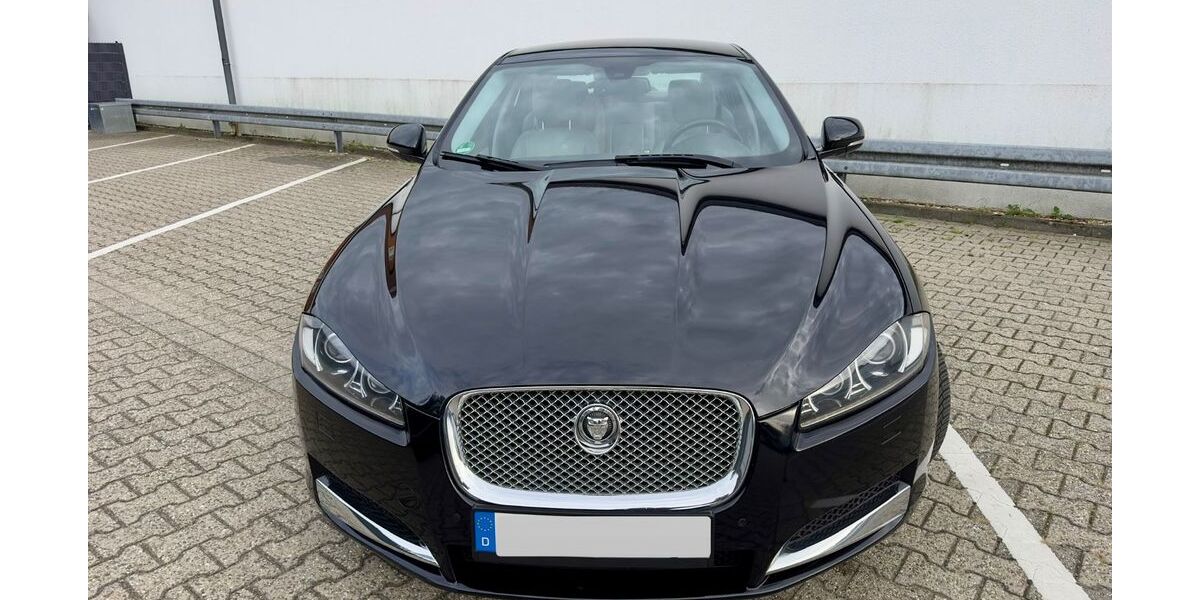 Jaguar XF 254.000 km 7.590 &euro; Viersen 41749