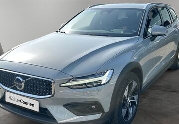 Volvo V60 Cross Country 81.183 km 34.980 &euro; Mönchengladbach 41068