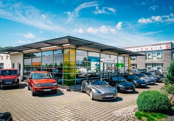 Jaguar F-Type 22.000 km 69.941 &euro; Duisburg 47228