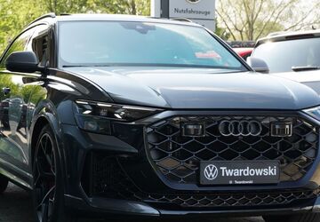 Audi RSQ8 15.685 km 141.990 &euro; Wegberg 41844