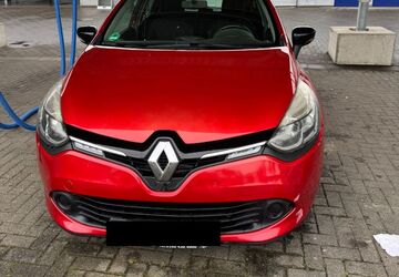 Renault Clio 101.604 km 5.750 &euro; Nettetal 41334