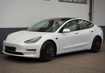 Tesla Model 3 77.278 km 26.950 &euro; Mönchengladbach 41236