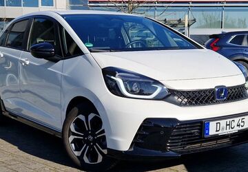 Honda Jazz 4.900 km 23.480 &euro; Düsseldorf 40233