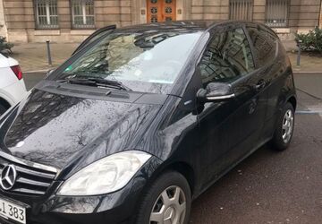Mercedes-Benz A 160 140.000 km 5.500 &euro; Düsseldorf 40211