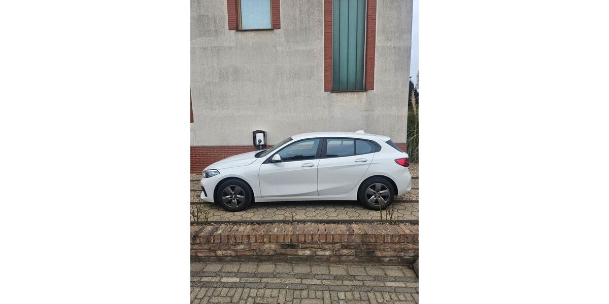BMW 118 50.000 km 22.999 &euro; Duisburg 47055