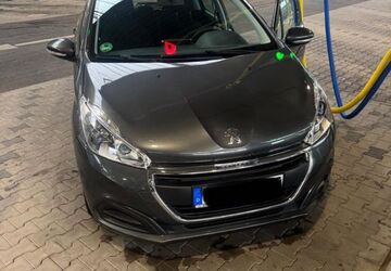 Peugeot 208 116.000 km 4.999 &euro; Grefrath 47929