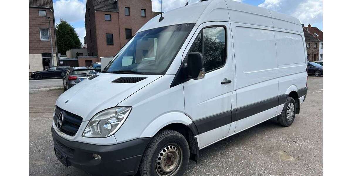 Mercedes-Benz Sprinter 209.045 km 8.490 &euro; Mönchengladbach 41063