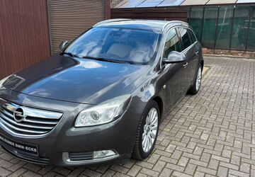 Opel Insignia 236.000 km 2.890 &euro; Duisburg 47179