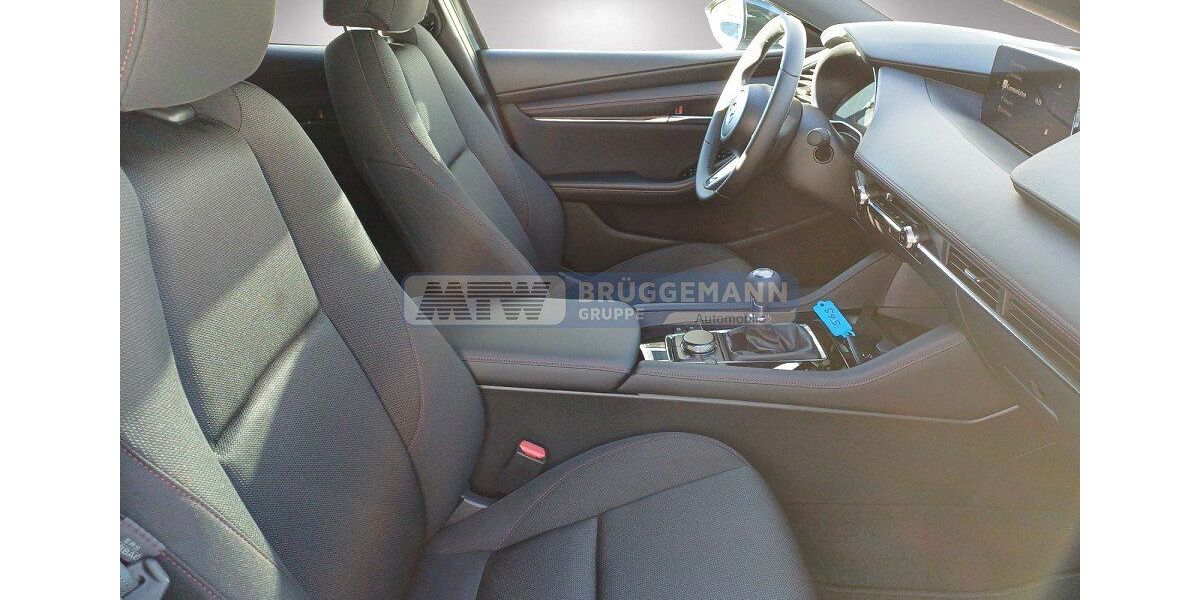 Mazda 3 4.000 km 24.480 &euro; Düsseldorf 40599