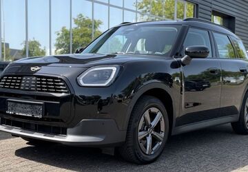 Mini Countryman C (Cooper) 37.200 km 28.950 &euro; Willich 47877