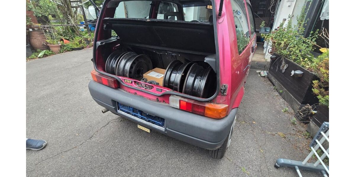 Fiat Cinquecento 139.782 km 950 &euro; Hilden 40721