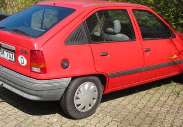 Opel Kadett 93.000 km 1.200 &euro; Dormagen 41542