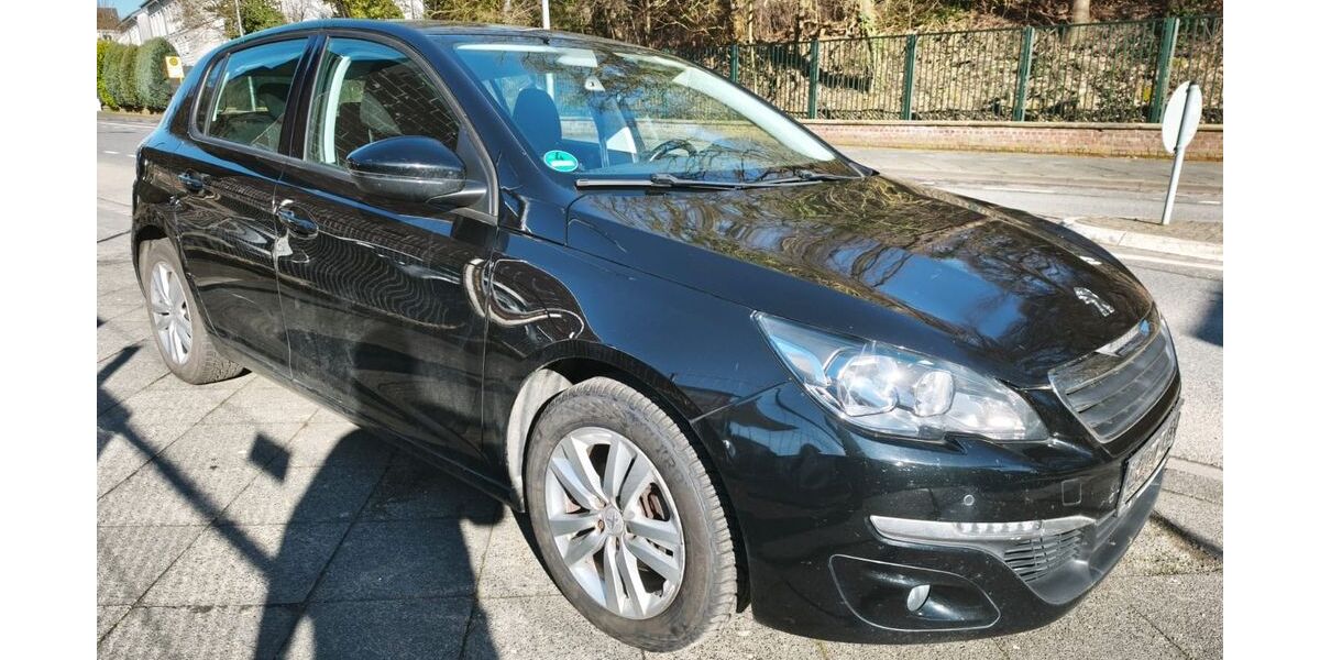 Peugeot 308 160.100 km 3.900 &euro; Mönchengladbach - Odenkirchen 41199
