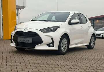 Toyota Yaris 43.000 km 12.990 &euro; Neukirchen-Vluyn 47506
