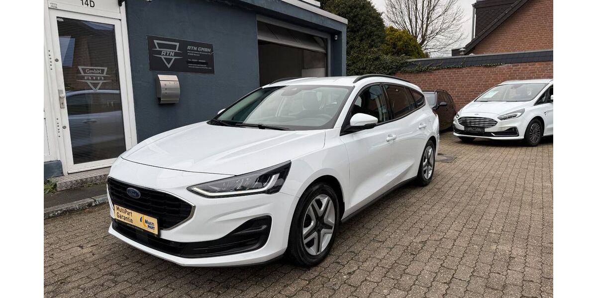 Ford Focus 114.000 km 13.900 &euro; Neuss 41469