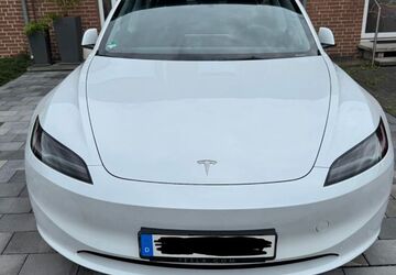 Tesla Model 3 53.000 km 32.500 &euro; Nettetal 41334