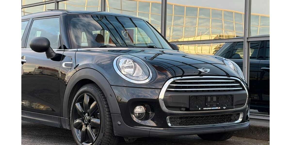 Mini ONE 123.778 km 12.666 &euro; Mönchengladbach 41068