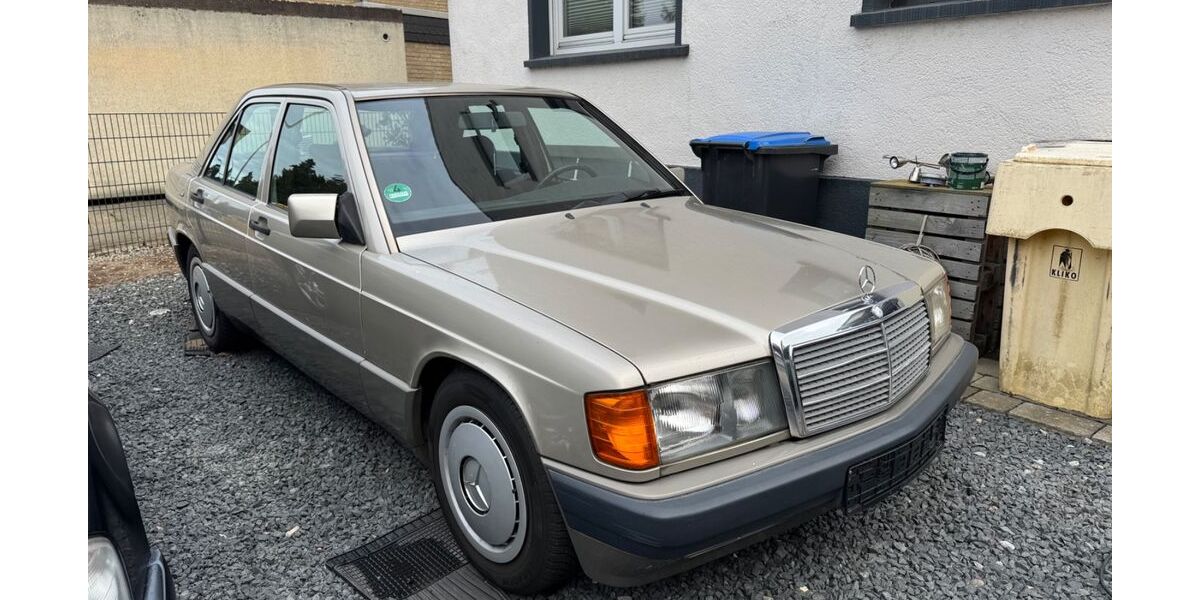 Mercedes-Benz 190 85.673 km 4.000 &euro; Grevenbroich 41516