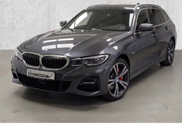 BMW 330 84.303 km 30.980 &euro; Düsseldorf 40595