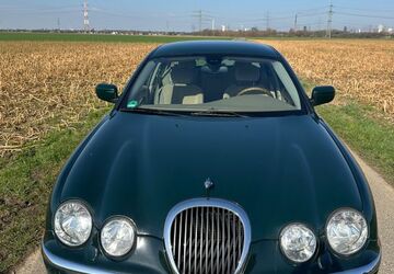 Jaguar S-Type 141.100 km 3.800 &euro; Düsseldorf 40489