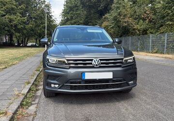 VW Tiguan 53.485 km 23.900 &euro; Mönchengladbach 41065