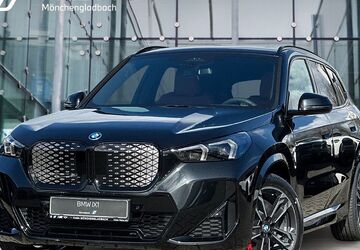 BMW iX1 1.001 km 67.599 &euro; Mönchengladbach 41066