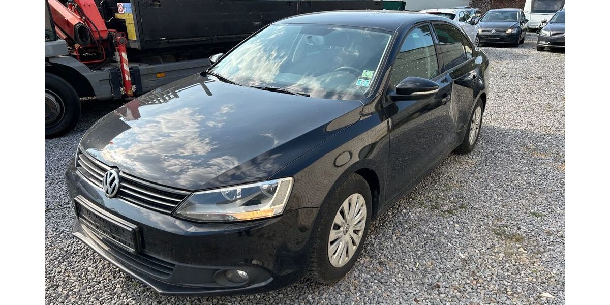 VW Jetta 360.330 km 3.390 &euro; Mönchengladbach 41063
