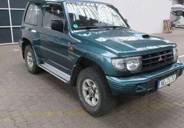 Mitsubishi Pajero 183.214 km 4.500 &euro; Düsseldorf 40233