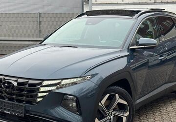 Hyundai TUCSON 138.000 km 20.700 &euro; Düsseldorf 40233