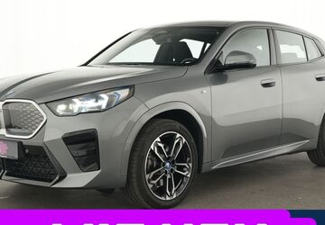 BMW iX2 11.640 km 43.784 &euro; Neuss 41460