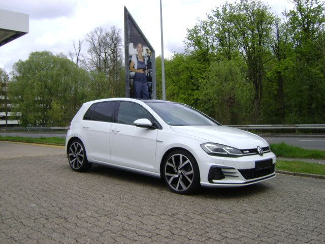 VW Golf 178.307 km 18.499 &euro; Mönchengladbach 41189