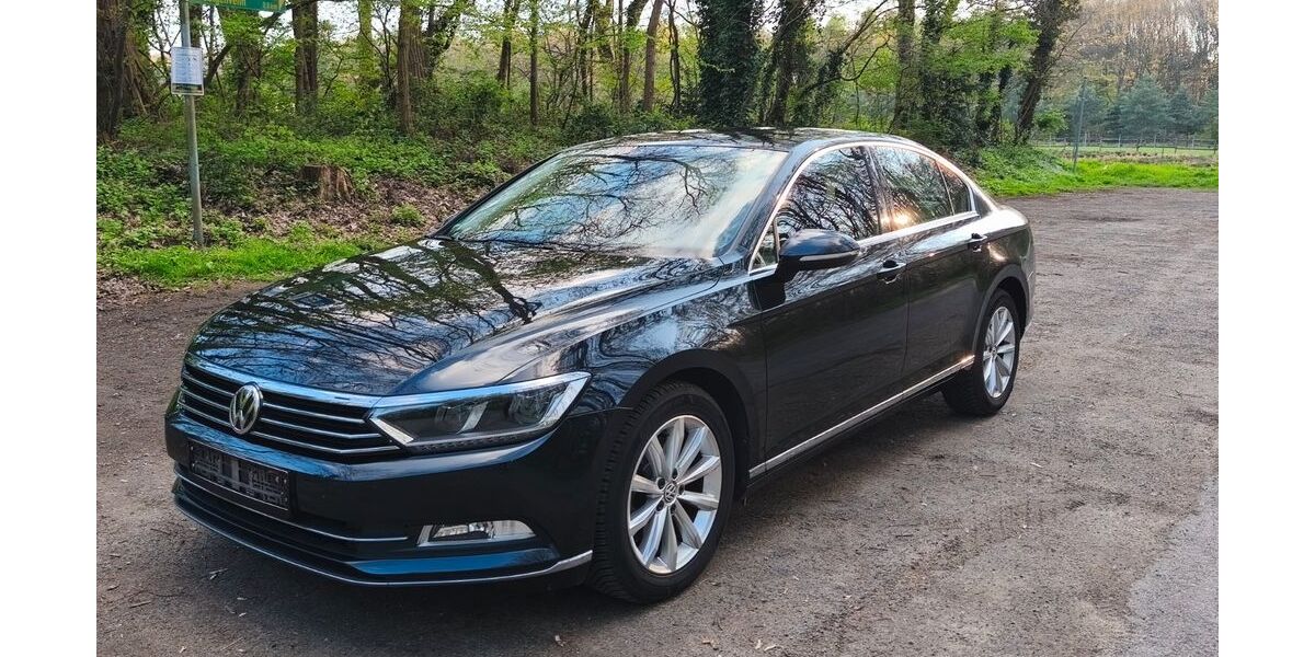 VW Passat 105.400 km 14.900 &euro; Nettetal 41334