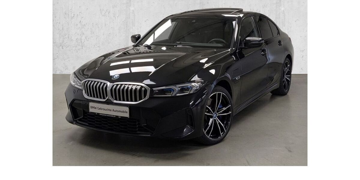 BMW 330 66.790 km 35.640 &euro; Düsseldorf 40595