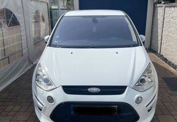 Ford S-Max 159.000 km 8.300 &euro; Duisburg 47199