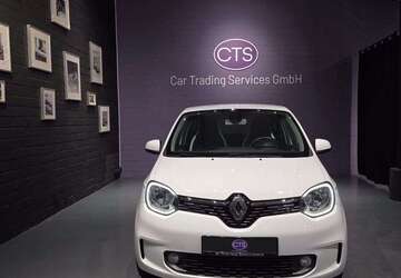 Renault Twingo 110.394 km 8.900 &euro; Düsseldorf 40476