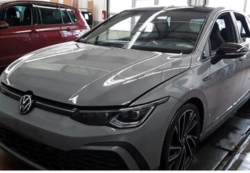 VW Golf 48.477 km 29.450 &euro; Hilden 40721