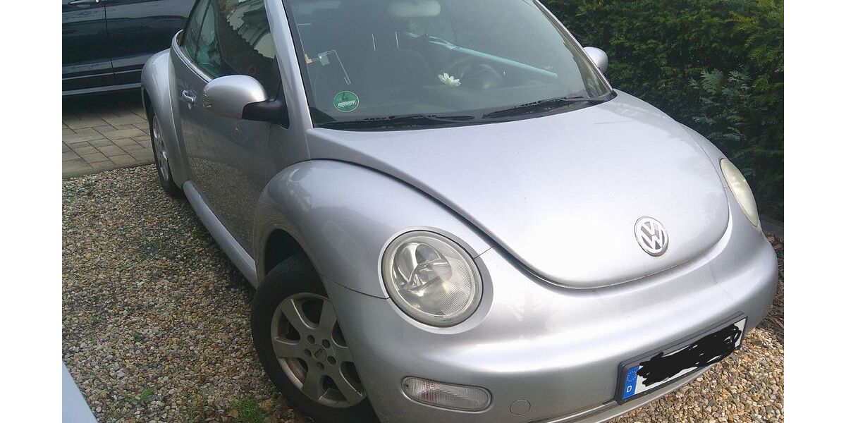 VW Beetle 153.000 km 2.699 &euro; Düsseldorf 40237