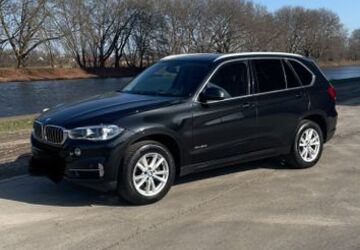 BMW X5 98.000 km 25.750 &euro; Mülheim an der Ruhr 45475