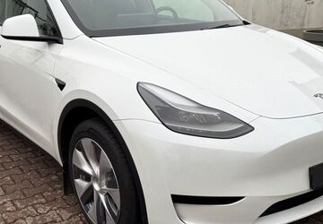 Tesla Model Y 77.000 km 33.450 &euro; Kaarst 41564