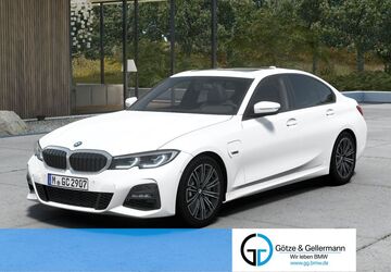 BMW 330 64.191 km 30.850 &euro; Mülheim 45472