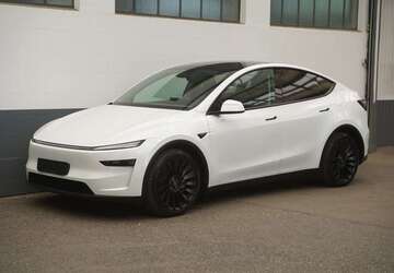 Tesla Model Y 4.732 km 59.950 &euro; Mönchengladbach 41236