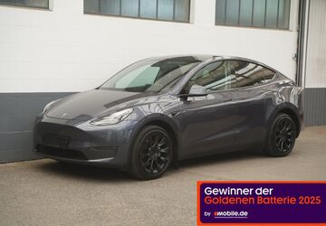 Tesla Model Y 77.248 km 33.950 &euro; Mönchengladbach 41236